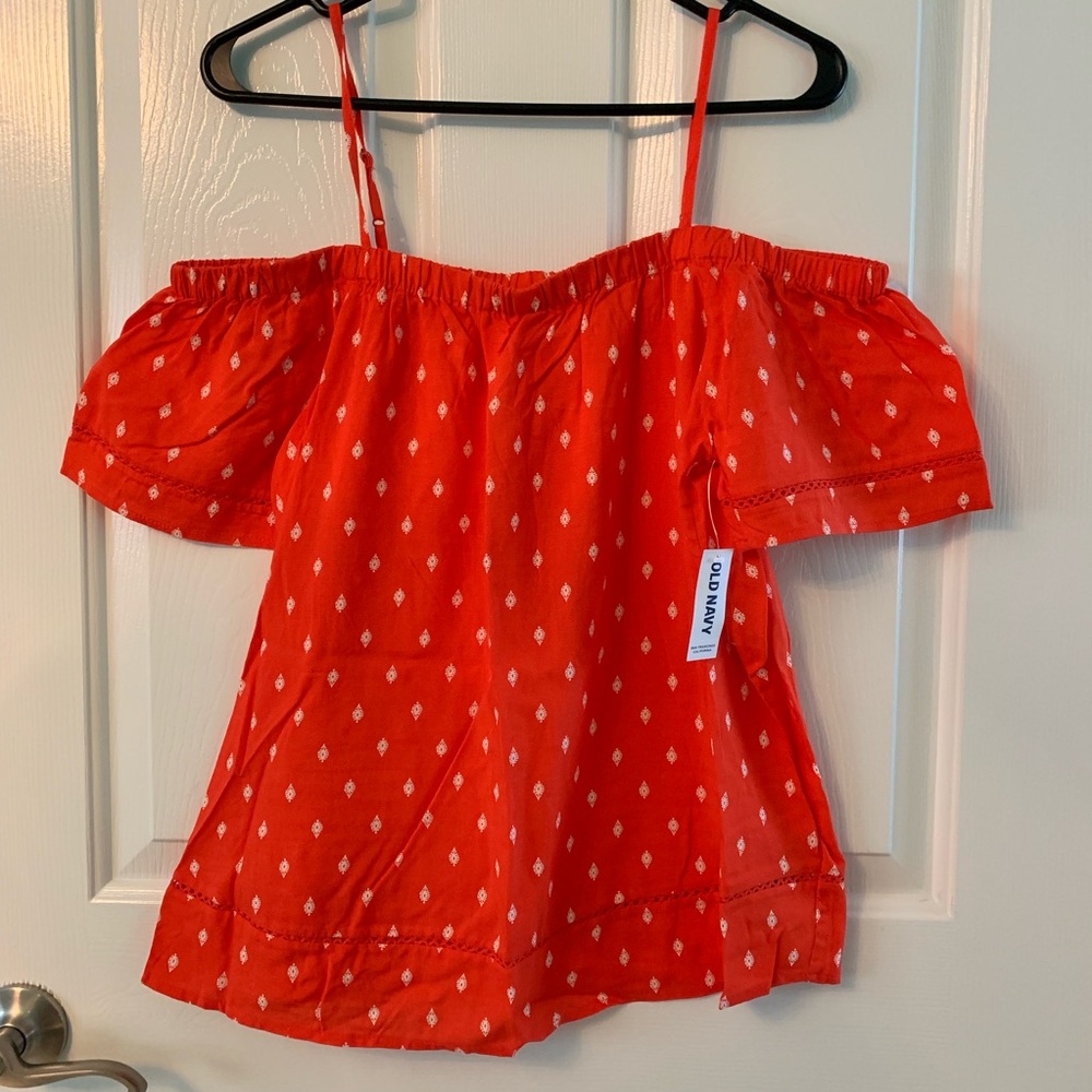 Orange off-the-shoulder top🧡